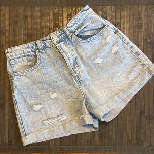 Stradivarius High Waist Distressed Denim Shorts Size 6